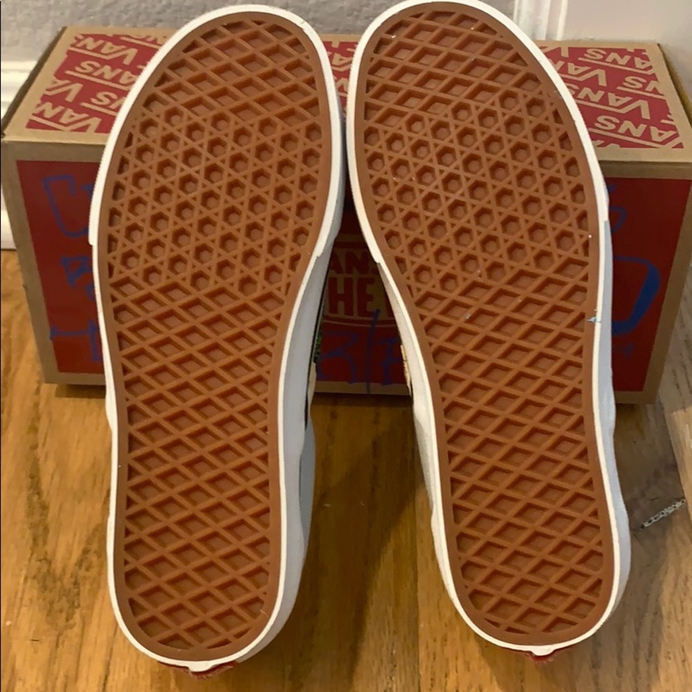 Custom Taylor Reeve Hand Painted Vans - Picture 3 of 3